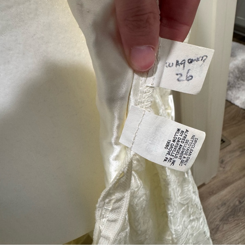 Vintage Alfred Angelo Wedding Dress - Picture 13 of 13